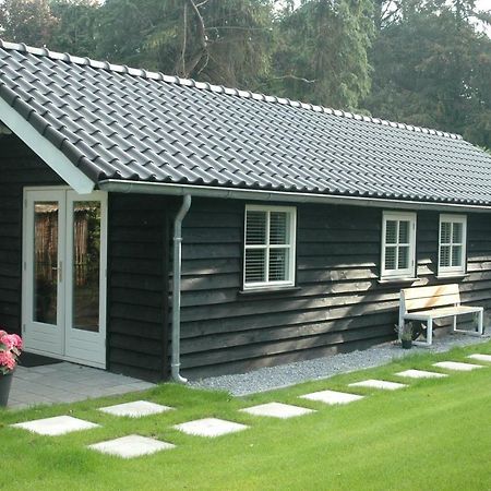 Aan De Bosrand Hoenderloo Apeldoorn Bagian luar foto